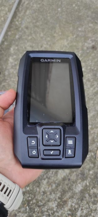 Echosonda Garmin Plus 4CV z sondą i osłoną