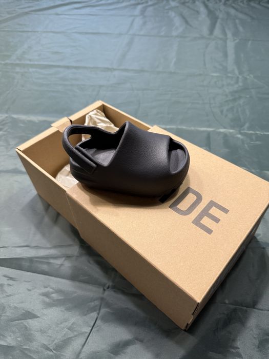 Дитячі тапки Adidas Yeezy Slide 23