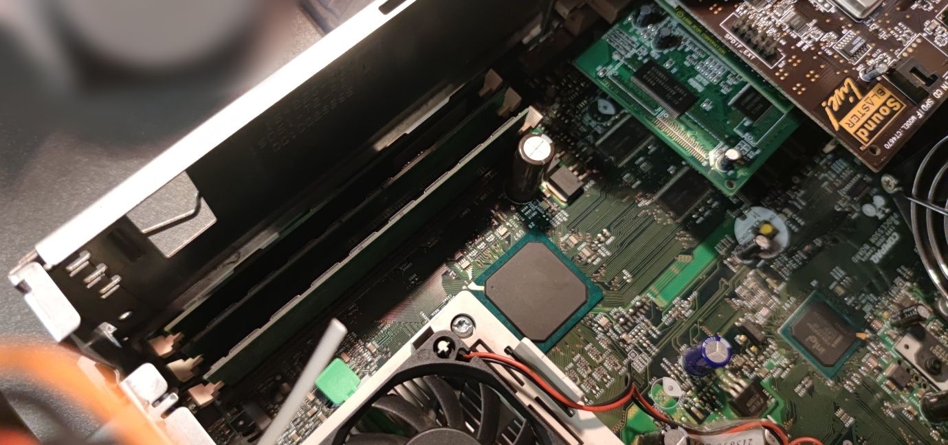 Komputer Compaq Deskpro EN