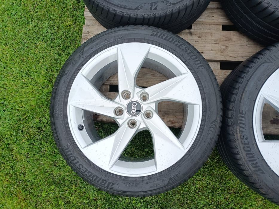 Felgi Audi 225/45 17 + opony Bridgestone Turanza T005