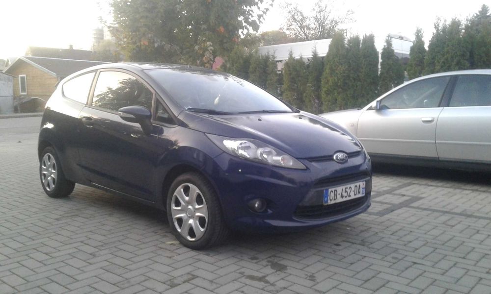 Ford Fiesta VAT 1   dostawczak mały przebieg