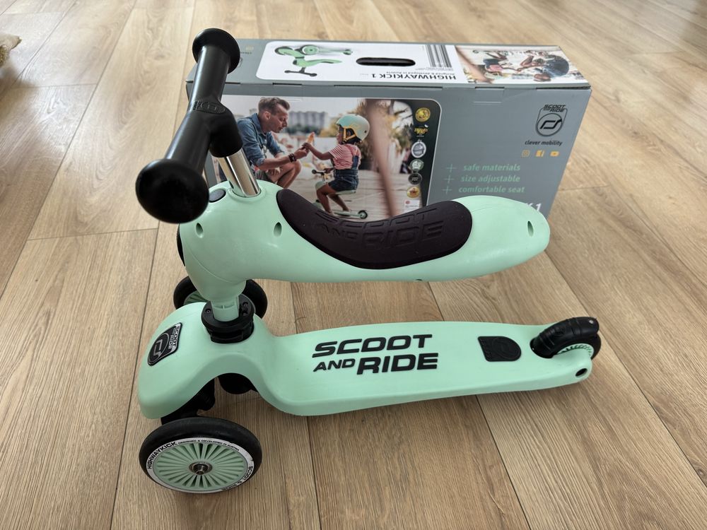 Hulajnoga Scoot and Ride + Kask