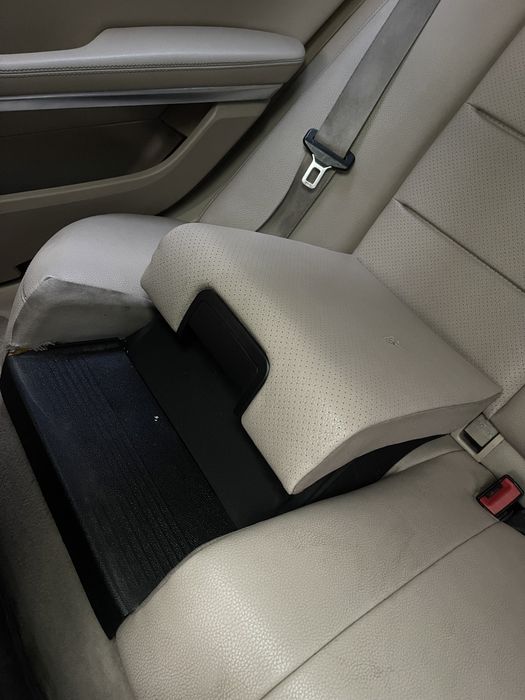 Mercedes benz Е220d 2013