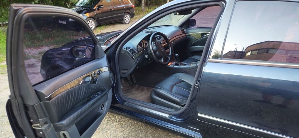 Мерседес W 211 2003 року. механіка