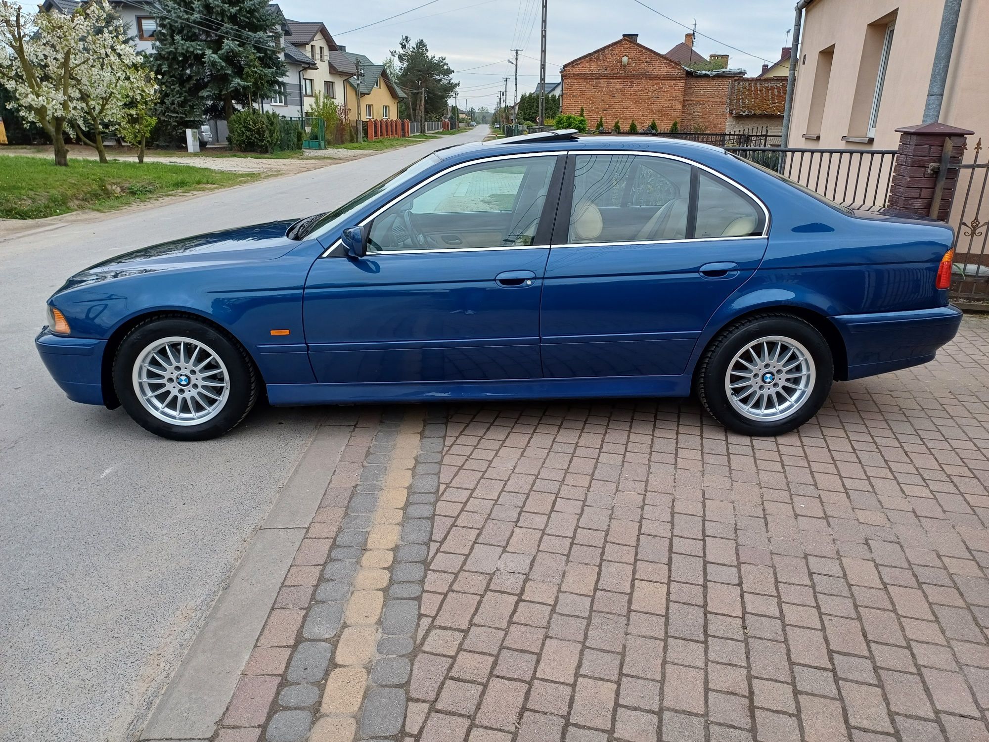 Bmw E39 525i Lift # Xenon # El.fotele Skóra # Roleta # Szyberdach