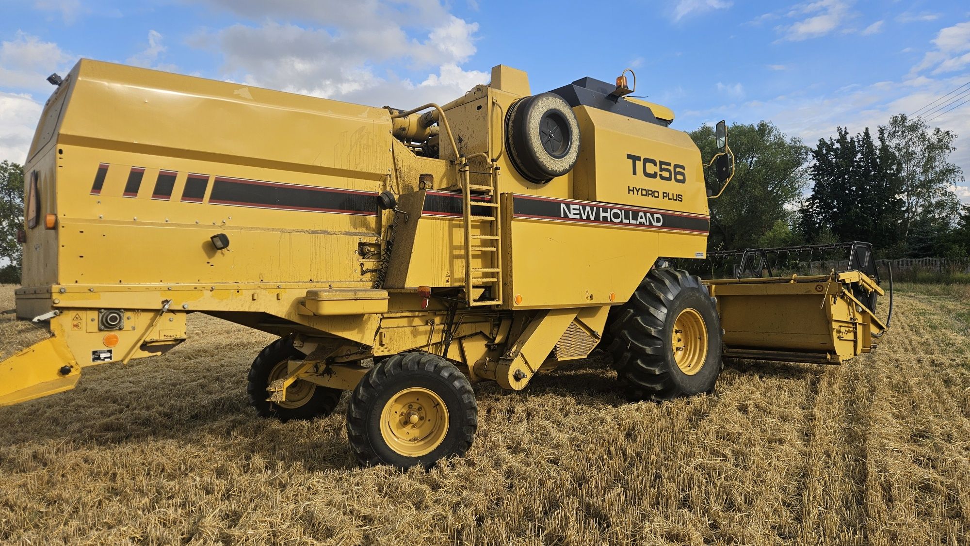 New Holland TC 56 Hydro plus