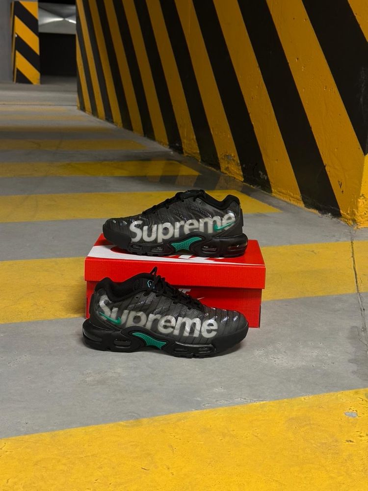 Кросівки Nike Air Max TN x Supreme Black Galactic Jade (41-45)