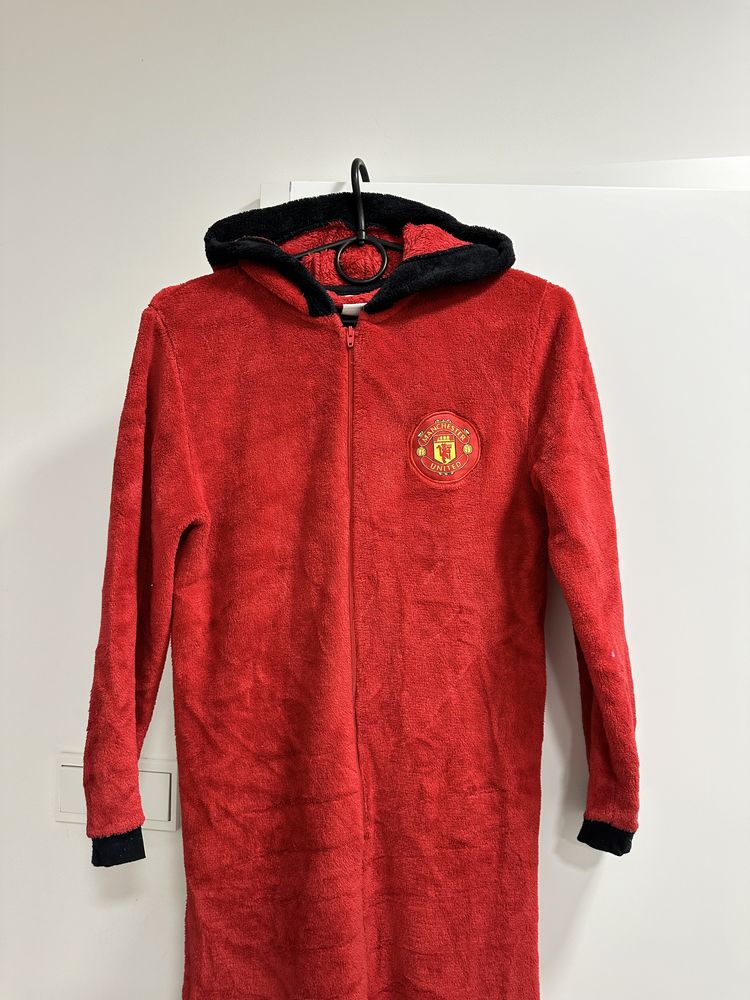 Piżama Manchester United kombinezon przebranie karnawałowe piłkarz