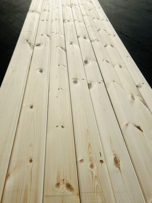 Deska elewacyjna sosna skandynawska 19x129 pióro- wpust