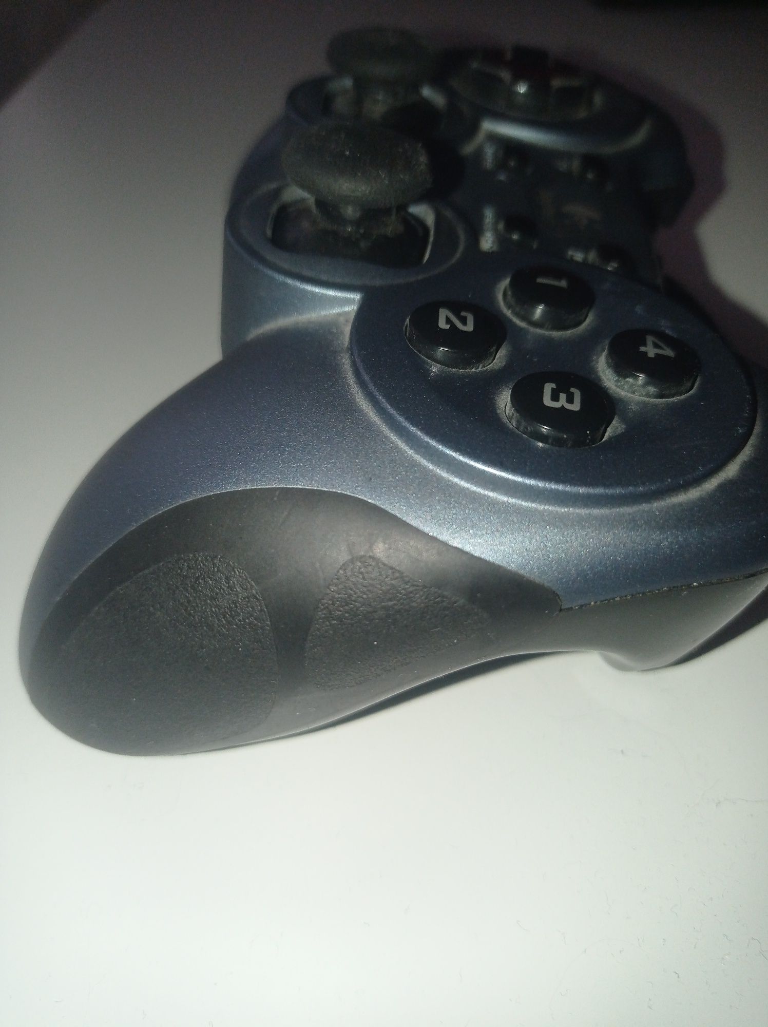 Logitech Rumble pad 2