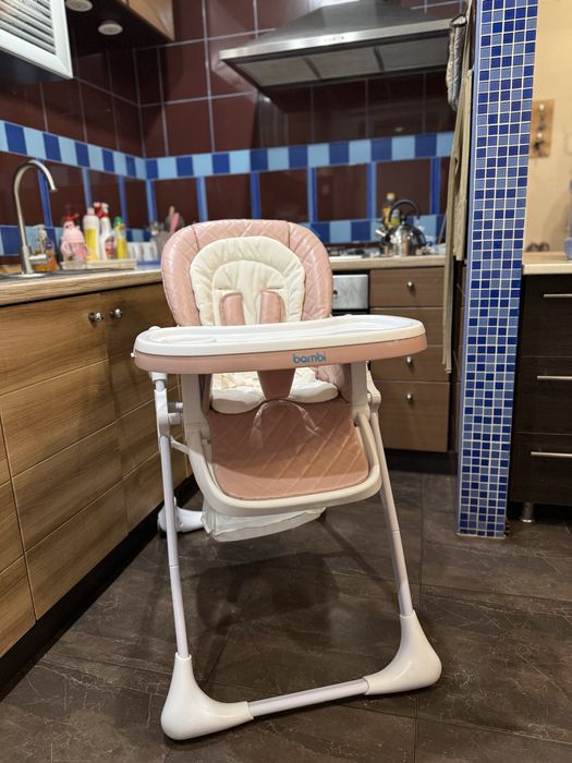 Стільчик для годування Bambi