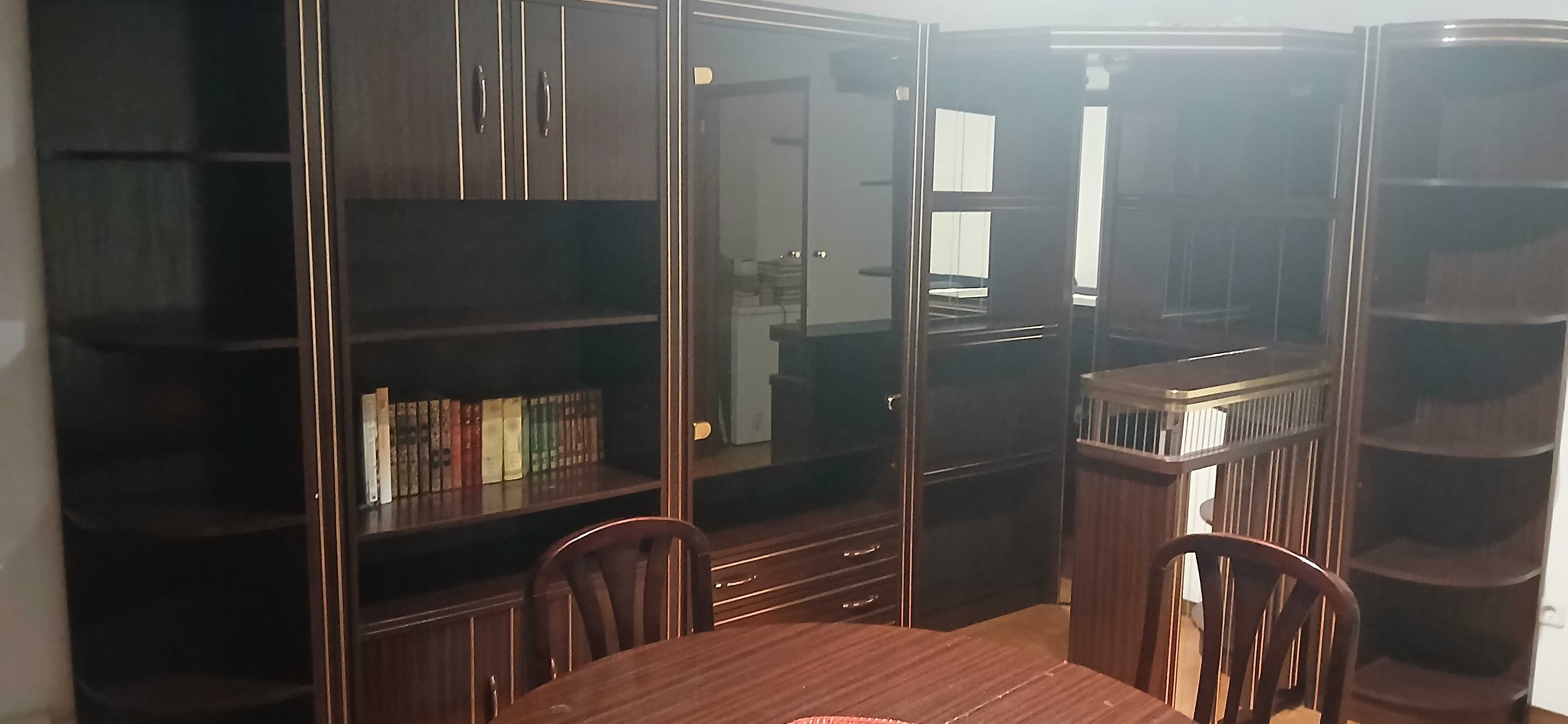 Gratis mobilia de sala e quarto