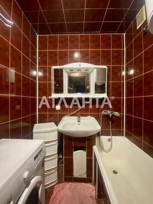 Продам 4-комнатную квартиру Сотовый проект Люстдорфская Вузовский