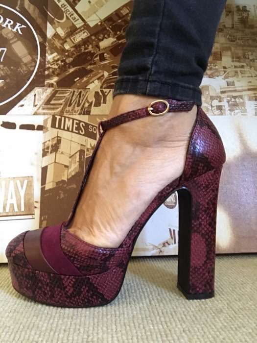 Sapatos Padrão Cobra Bordeaux