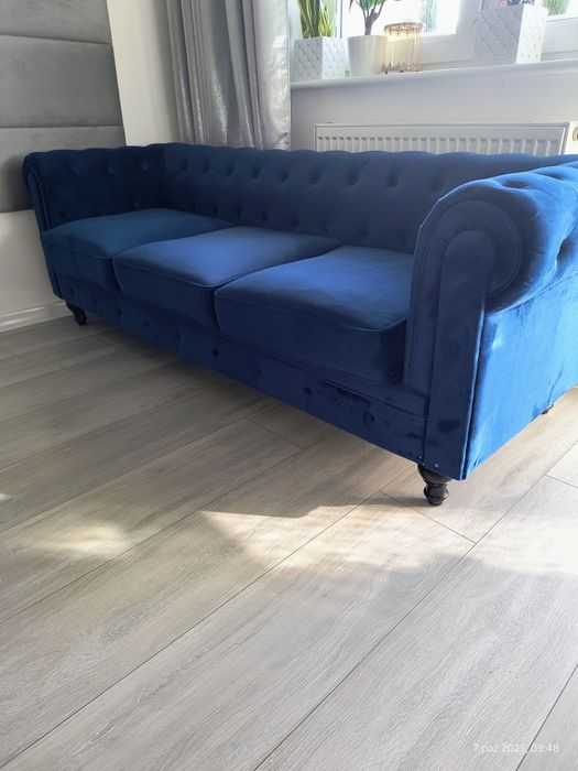 Sofa beliani granatowa chesterfield