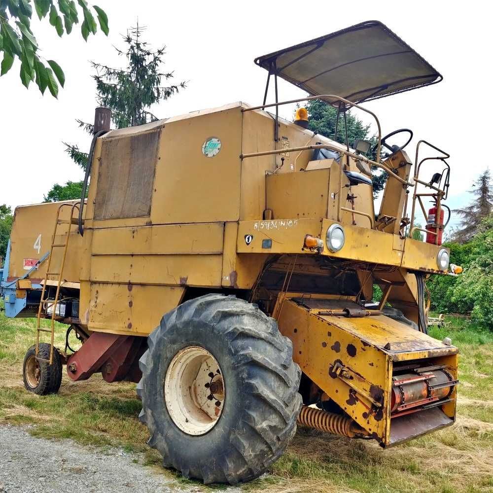 Kombajn zbożowy FMŻ 1985r. Bizon Z056 wózek heder stół do rzepaku ZO56