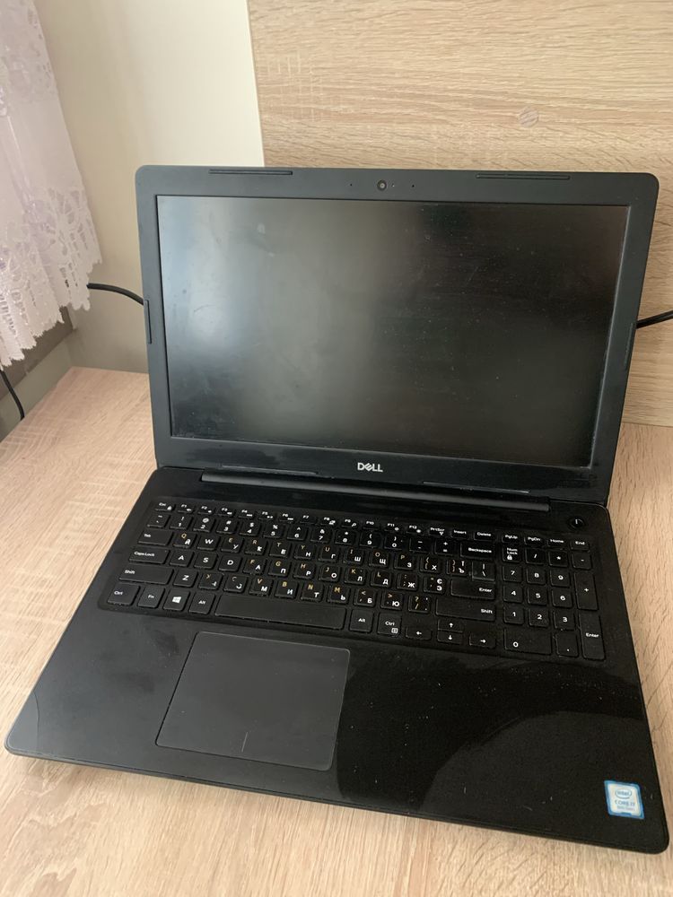 Dell Latitude 3590