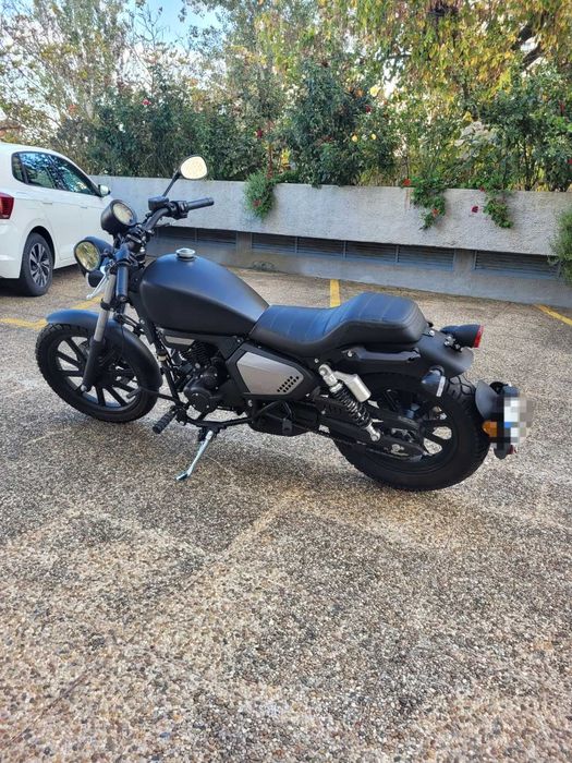 Keeway K-Light 125 como nova, só 886 km!