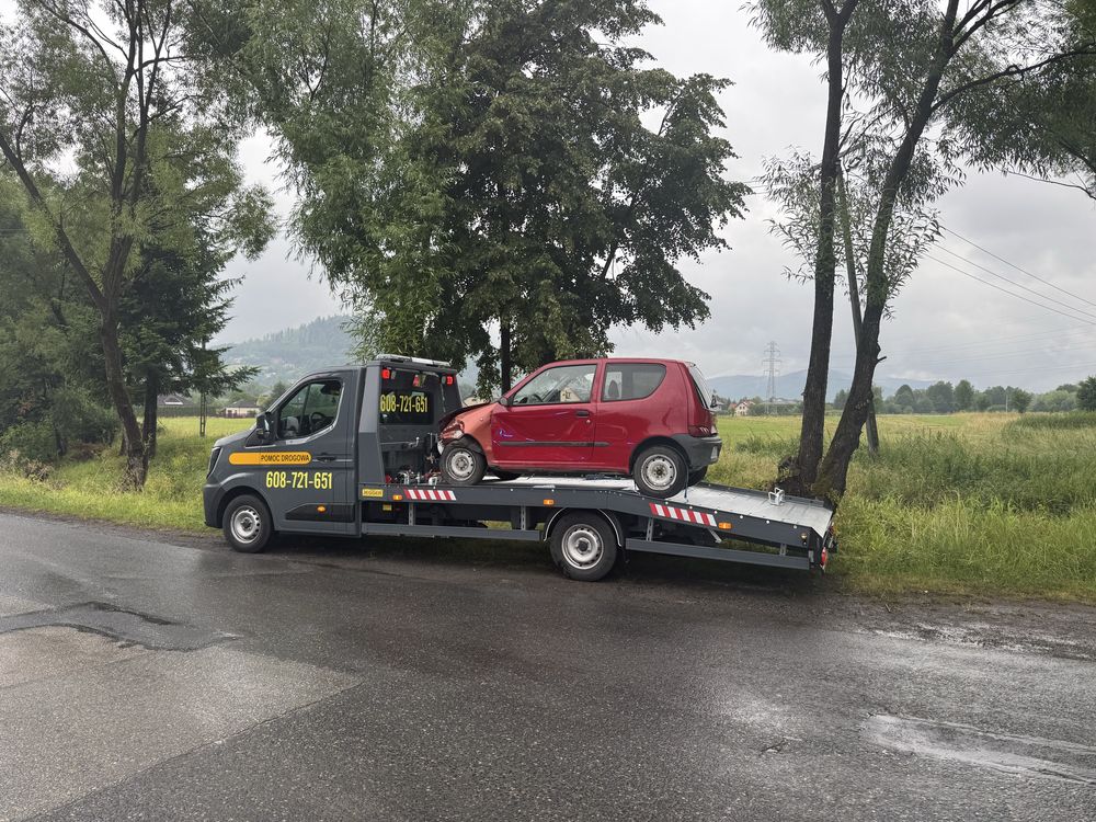 Pomoc drogowa 24h / Laweta / Transport pojazdów / Holowanie