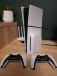 Konsola SONY PlayStation 5 Slim + 2 Kontrolery SONY DualSense Biały