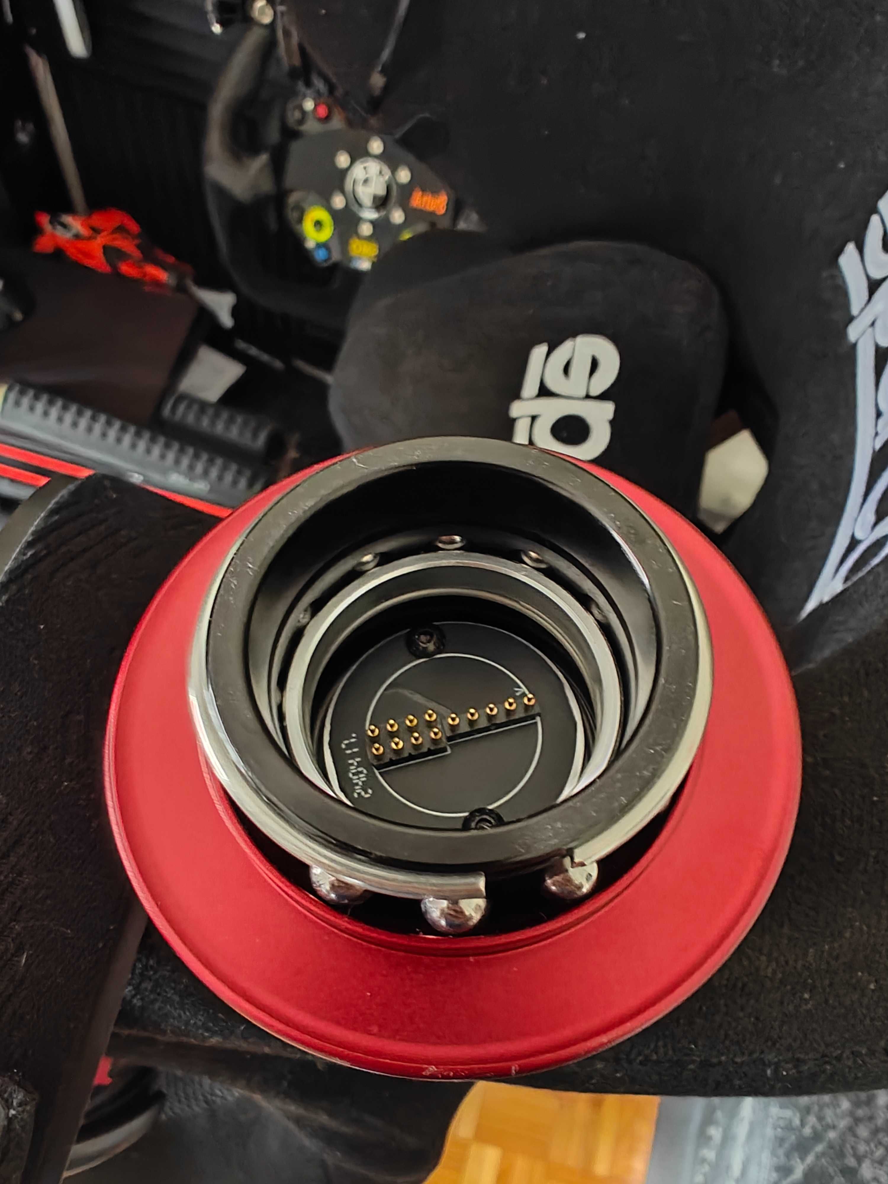 Simagic quick release