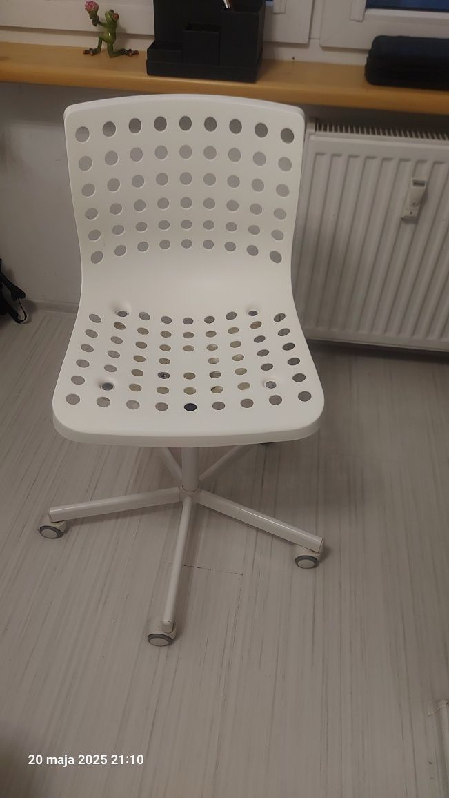 Krzesło Ikea białe