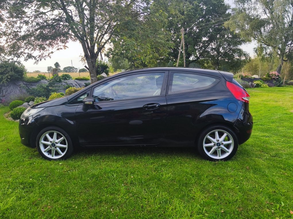 Ford fiesta 1.6 TDCi 2010 rok