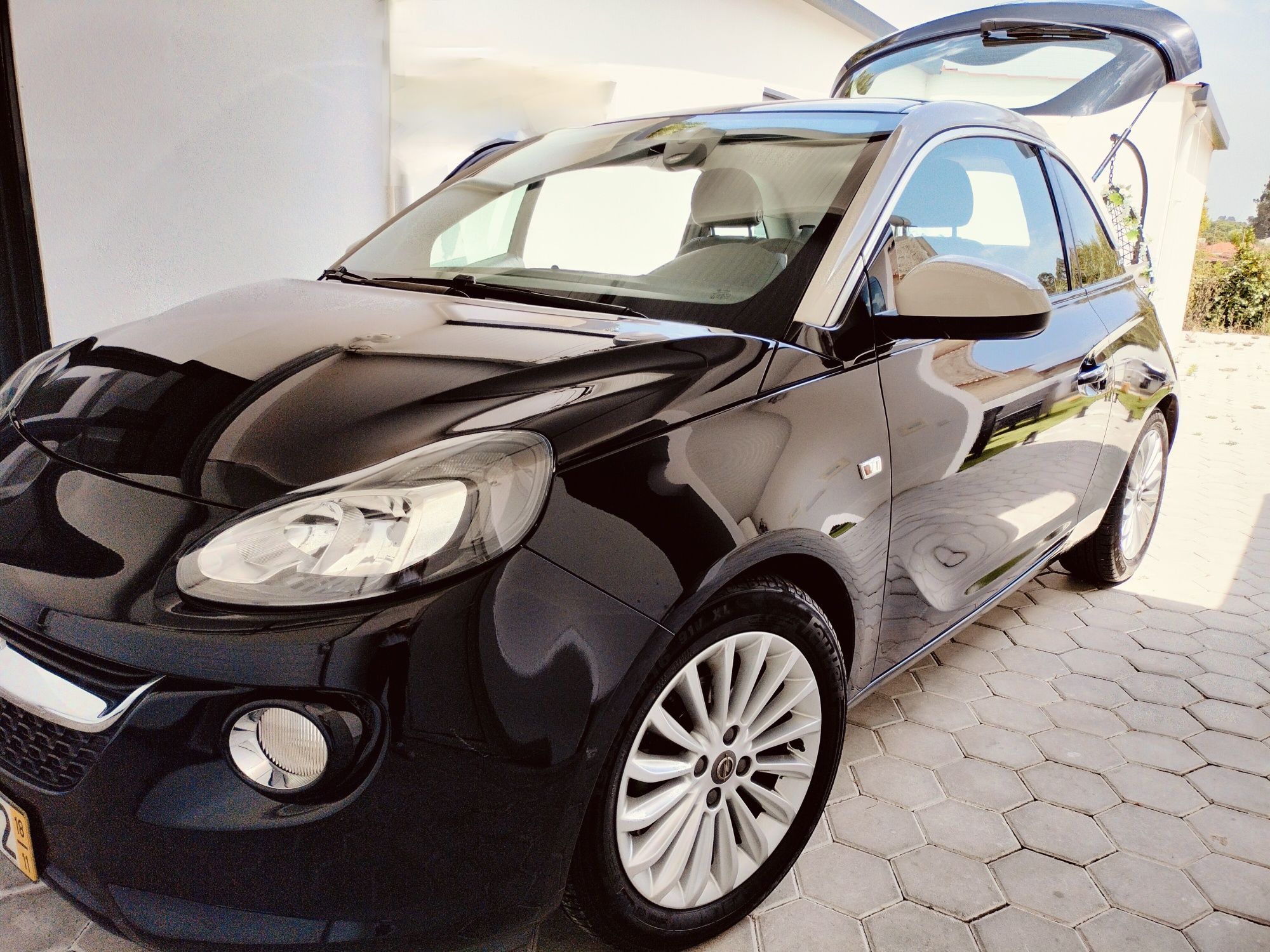 Vende-se Opel Adam