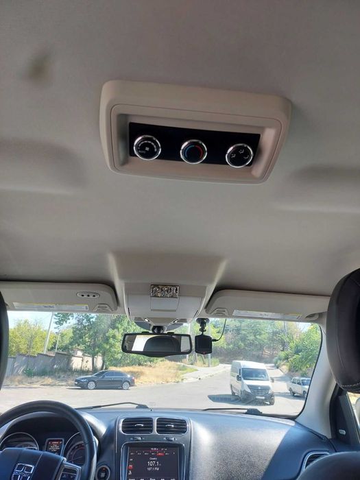 Продаю Dodge Journey 2016 года выпуска