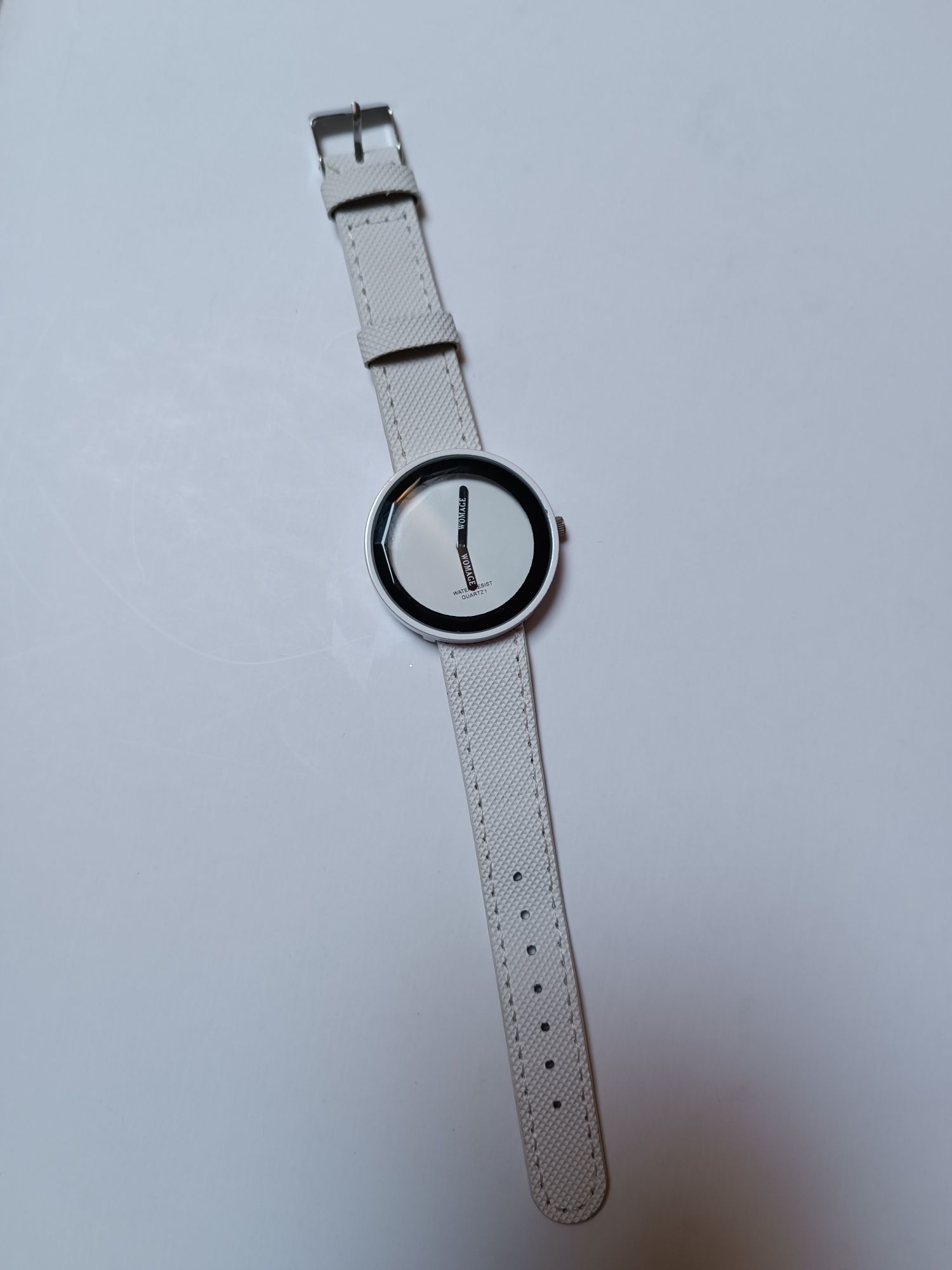 Nowy zegarek damski na pasku tarcza analogowa biały klasyczny