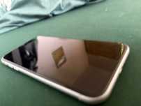 Iphone. xr 64 gb 80 procent bateria nego