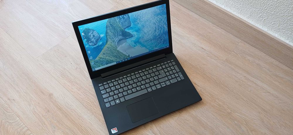 Computador Portátil Lenovo V145-15AST / 256GB SSD / 4GB / 15,6"
