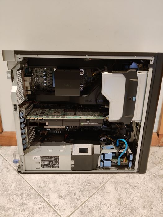 Dell Precision 5810 – Xeon E5-1620 v3 / 32 GB RAM DDR4 / Quadro K5200