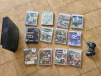 Ps3 com jogos e comandos