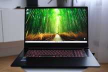 Clevo 17.3 144Hz 16gb ddr4 rtx3050