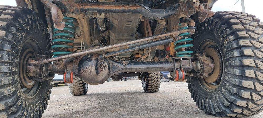 Розборка Nissan Patrol Y60  4.2 бензин