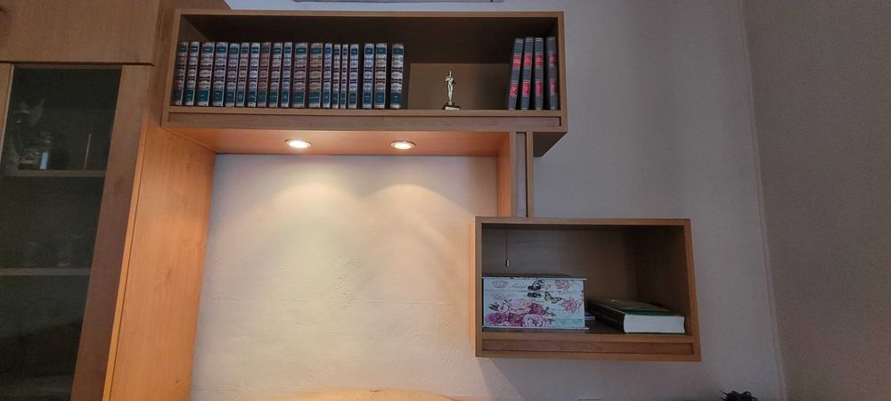 Meble-Sprzedam zestaw mebli do salonu. Bardzo dobry stan.