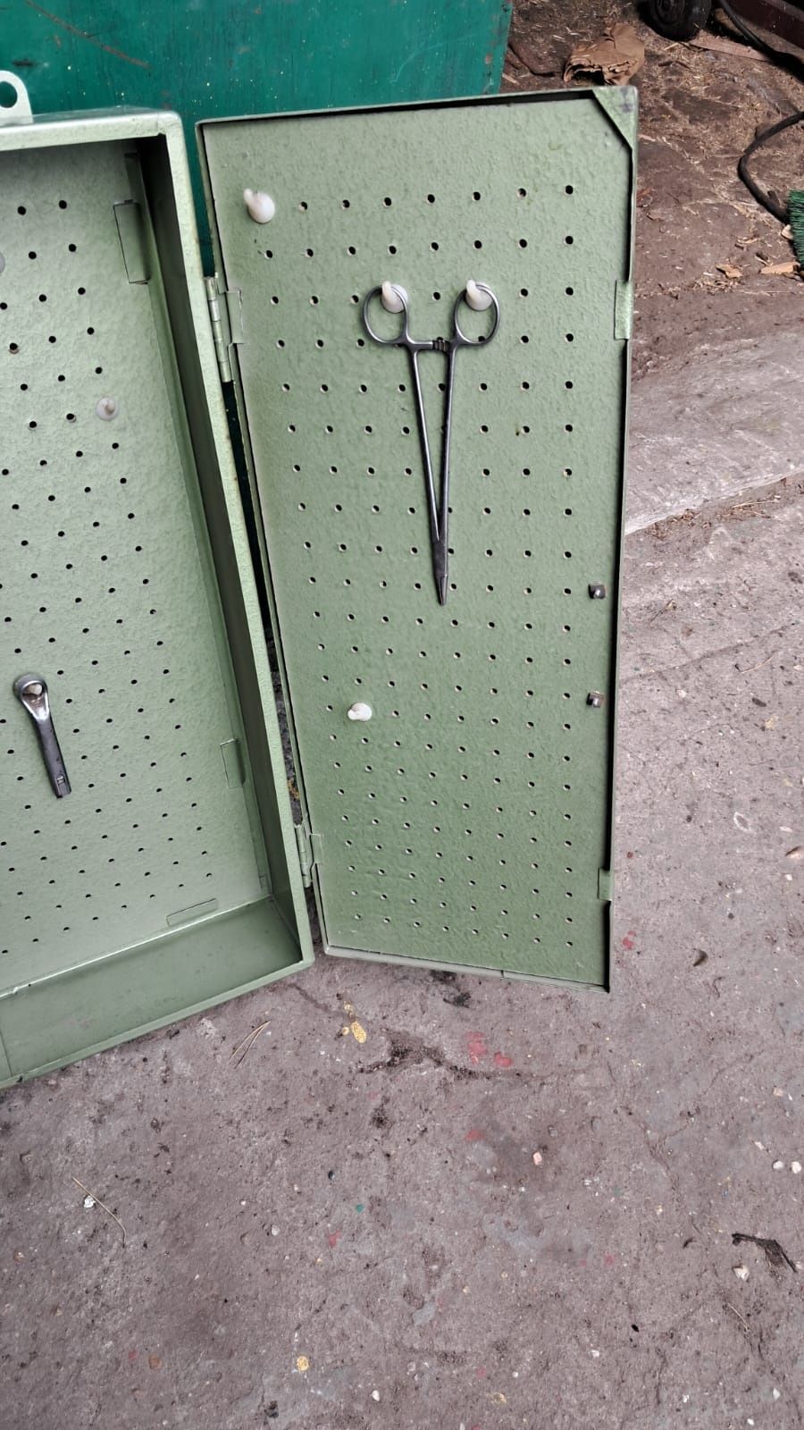 skrzynka metalowa szafka specialistyczna prl 49x63x10