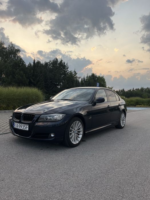 BMW E90 325IX 218km polift