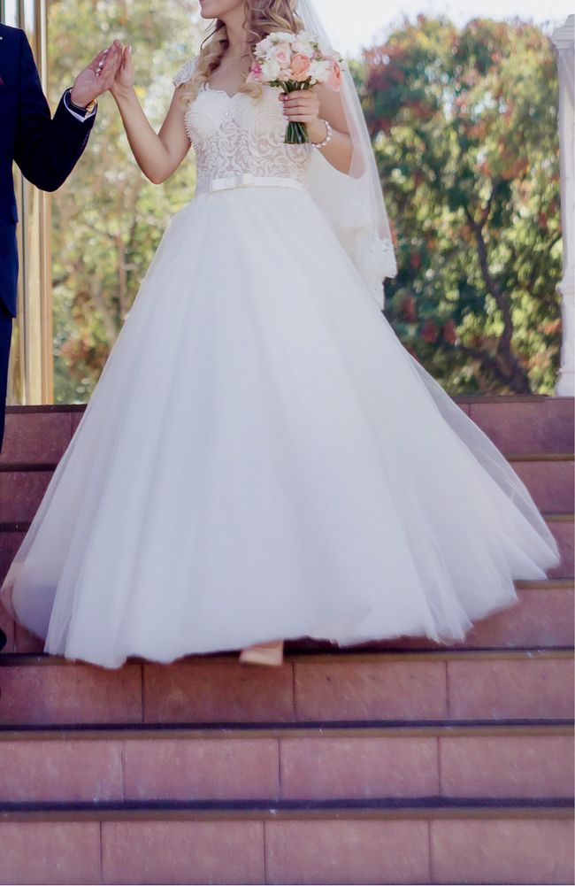 Свадебное платье 42-44 весільна сукня xs s весільна сукня 42 розмір