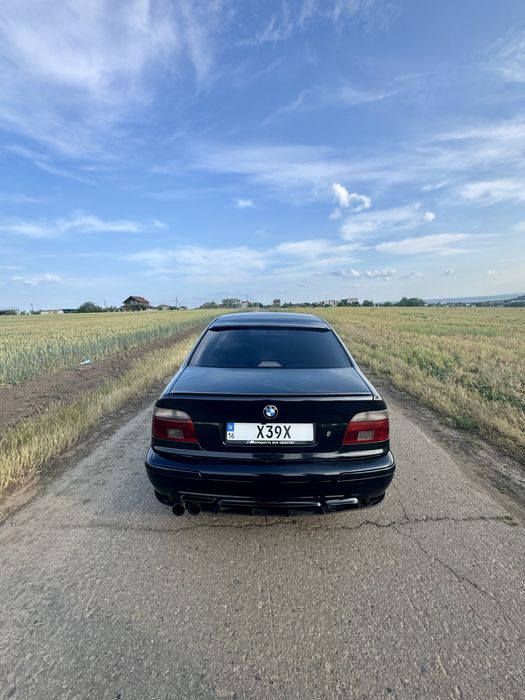 Bmw. e39  m52b25