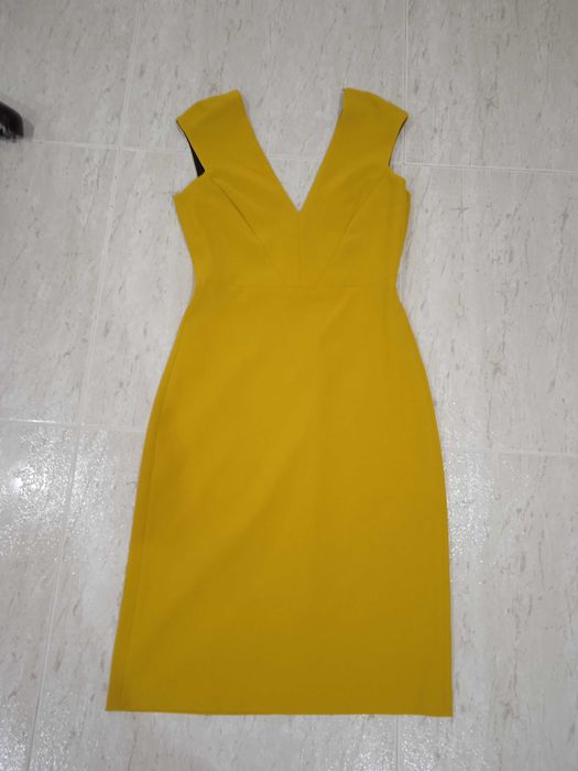 Vestido Zara, tamanho S, amarelo esverdeado