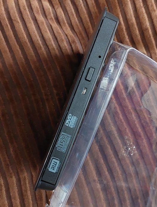 (НОВЫЙ) Внешний записывающий DVD±R/RW CD Привод Дисковод