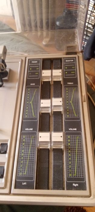 Gira discos antigo a funcionar bem