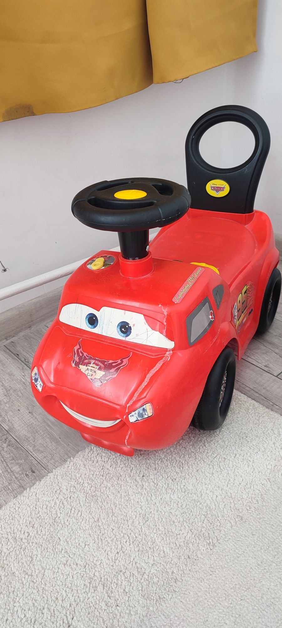 Jeździk zigzag McQueen autko do jeżdżenia