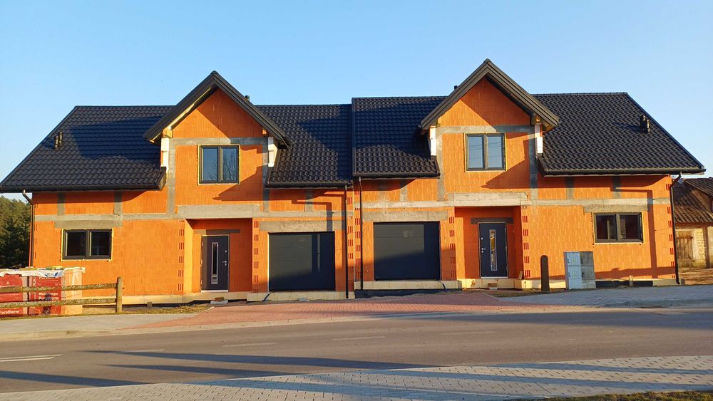 Dom jednorodzinny w zabudowie bliźniaczej - Rybniki