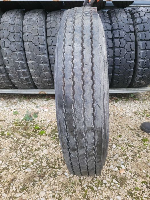 Opony z demobilu wojskowego 8.25 r20