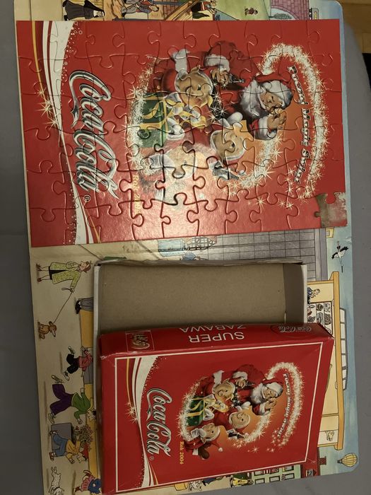 Coca Cola Poczuj magię świąt 2004 retro puzzle Mikołaj Elfy kolekcja
