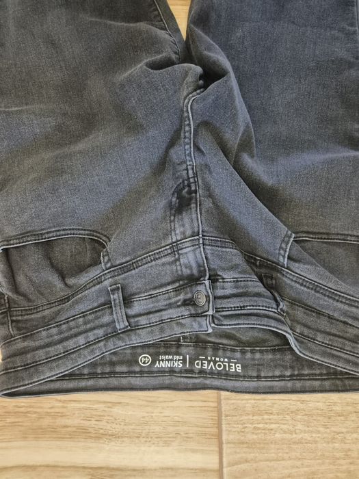 Damskie Jeansy czarne Beloved 2XL   44