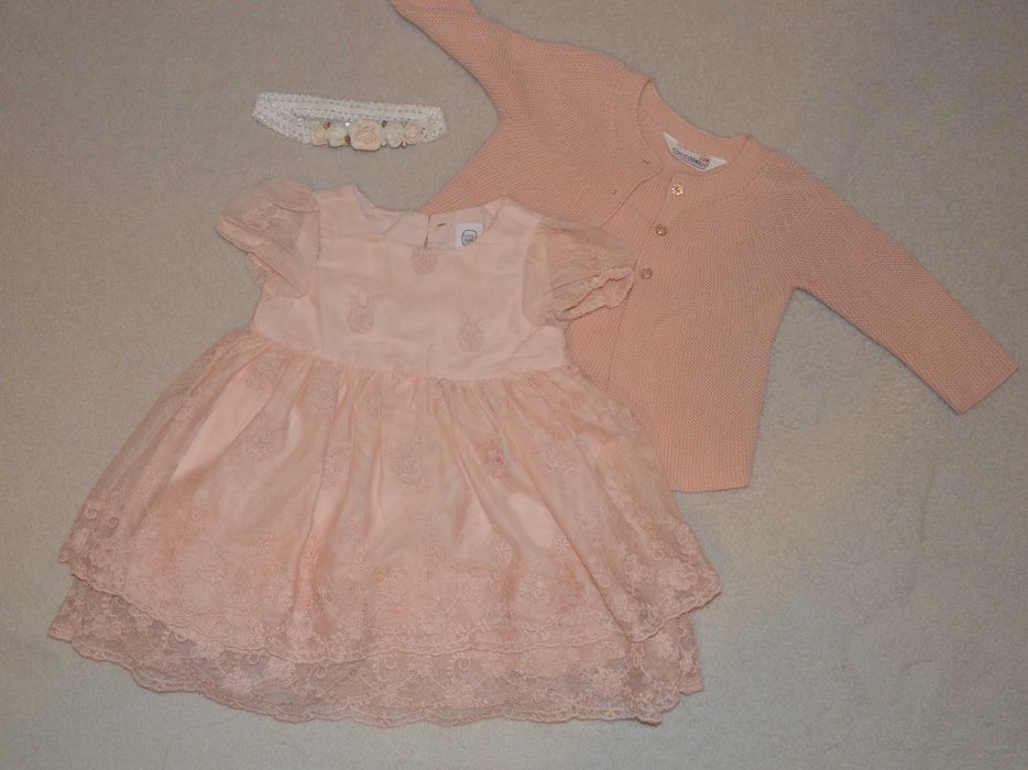 piękna, elegancka sukienka  na wyjątkowe okazje rozm.74